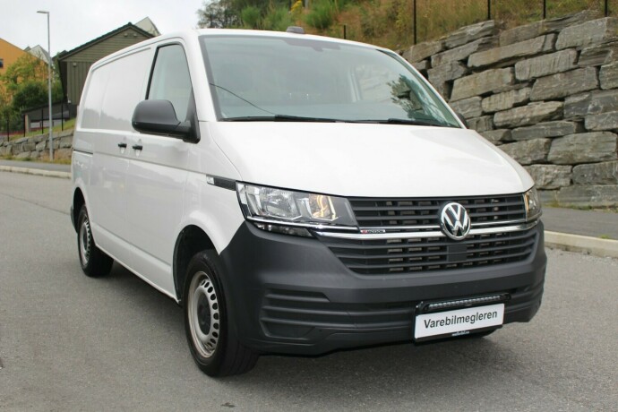 volkswagen-transporter-diesel-2020-big-0