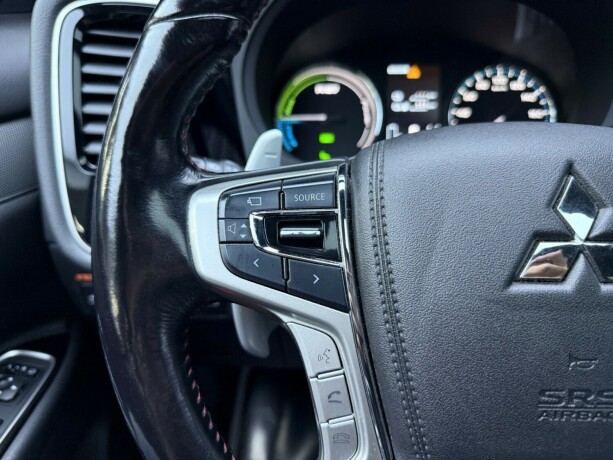 mitsubishi-outlander-elektrisitetbensin-2018-big-14