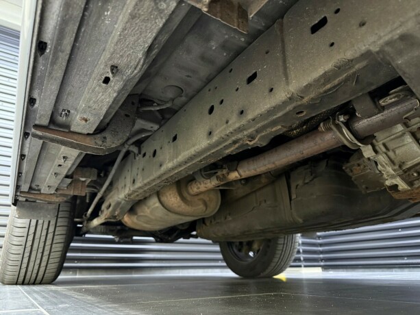toyota-land-cruiser-diesel-2011-big-10