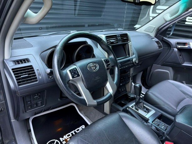 toyota-land-cruiser-diesel-2011-big-12