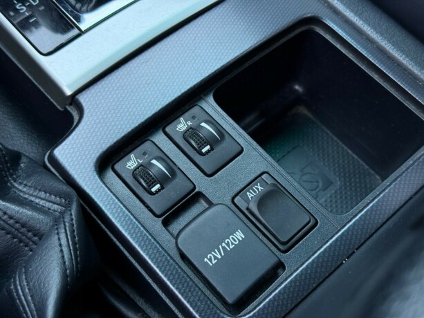 toyota-land-cruiser-diesel-2011-big-26
