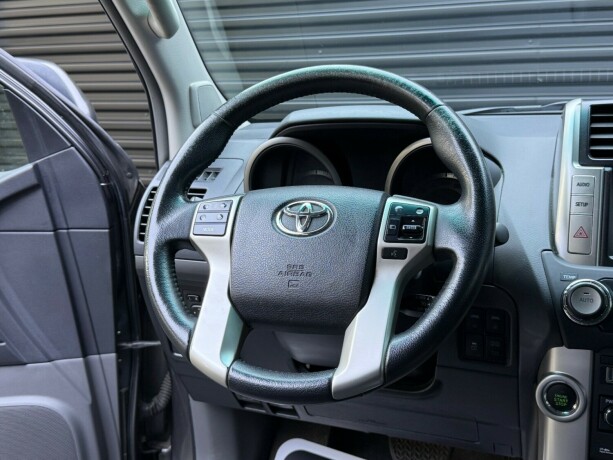 toyota-land-cruiser-diesel-2011-big-14