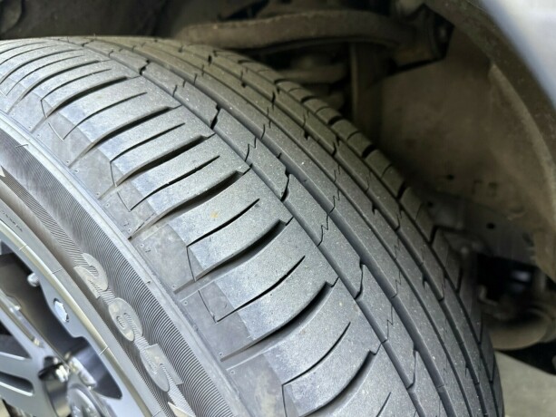 toyota-land-cruiser-diesel-2011-big-9