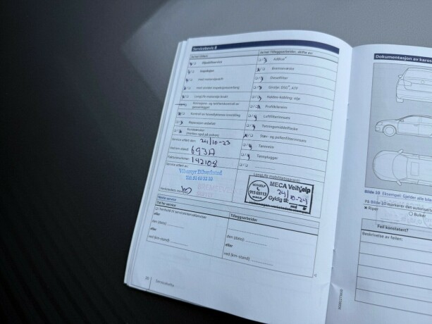 volkswagen-golf-elektrisitetbensin-2016-big-48