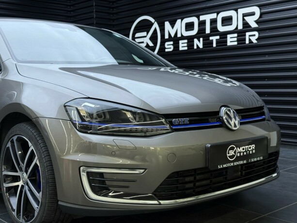 volkswagen-golf-elektrisitetbensin-2016-big-5
