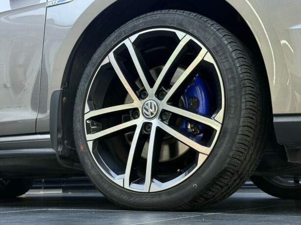 volkswagen-golf-elektrisitetbensin-2016-big-10