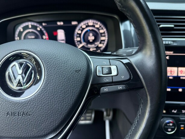 volkswagen-golf-alltrack-diesel-2019-big-18