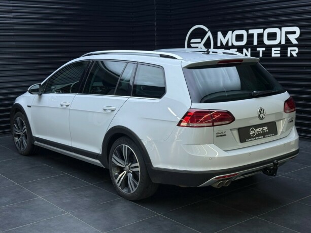 volkswagen-golf-alltrack-diesel-2019-big-2
