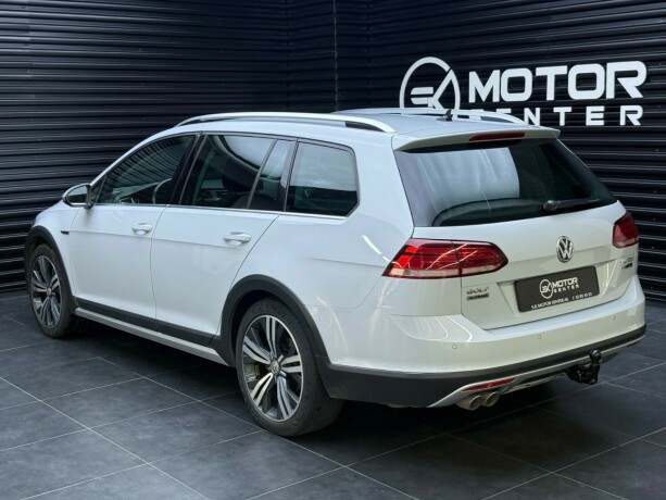 volkswagen-golf-alltrack-diesel-2019-big-4