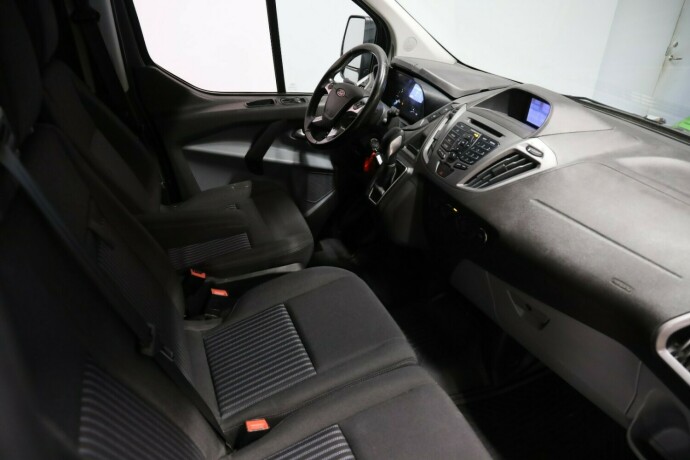 ford-transit-custom-diesel-2017-big-6