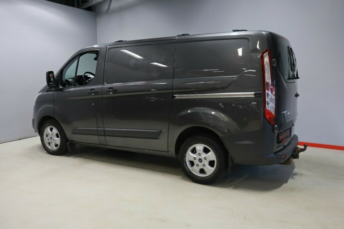 ford-transit-custom-diesel-2017-big-3