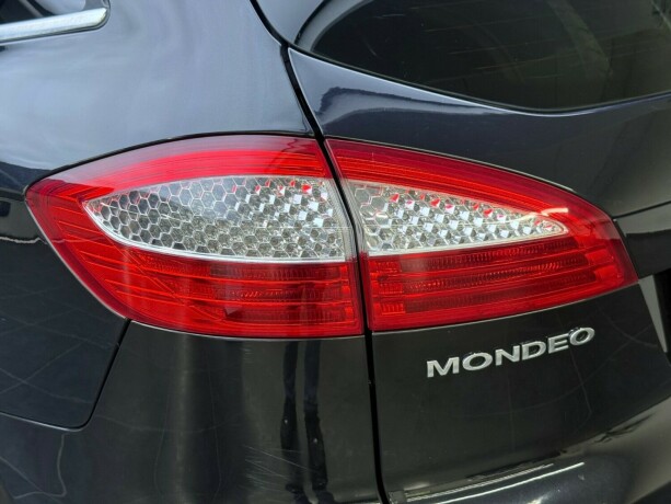 ford-mondeo-diesel-2010-big-7