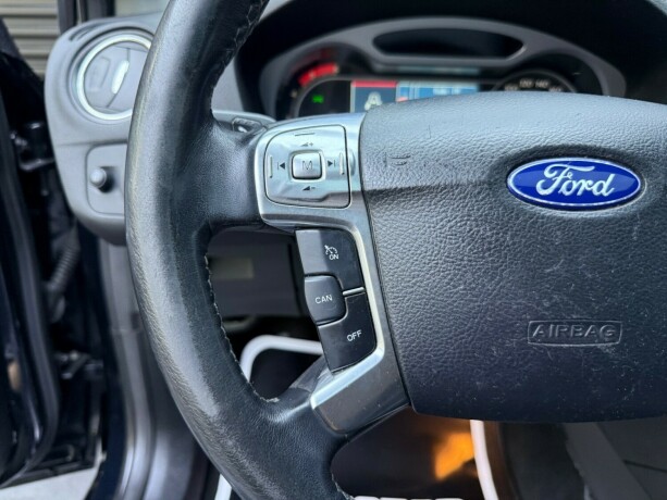 ford-mondeo-diesel-2010-big-15