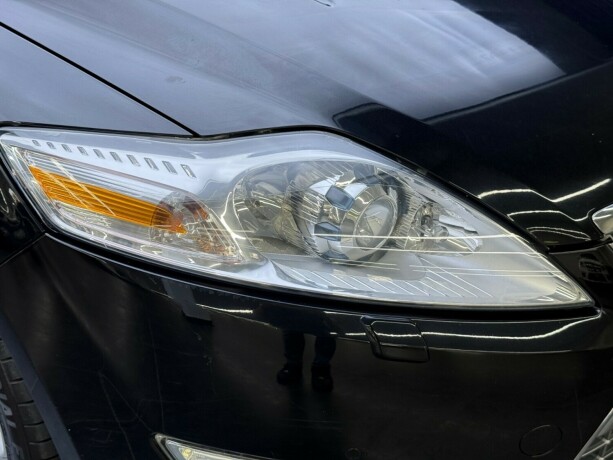 ford-mondeo-diesel-2010-big-5