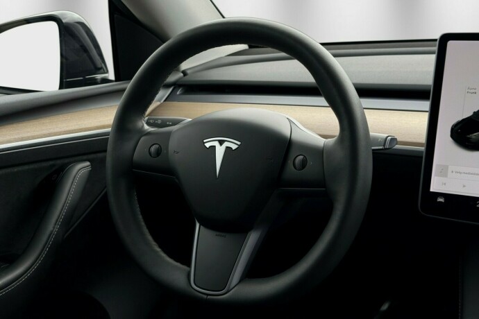 tesla-model-y-elektrisitet-2021-big-13