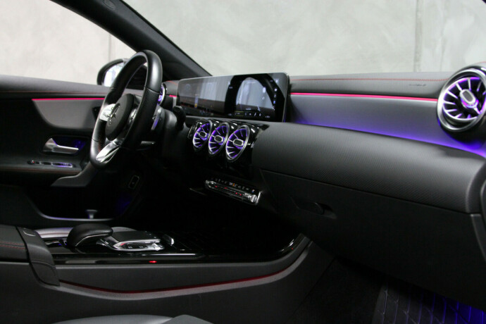 mercedes-benz-cla-bensin-2020-big-8