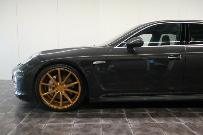 porsche-panamera-bensin-2010-big-8