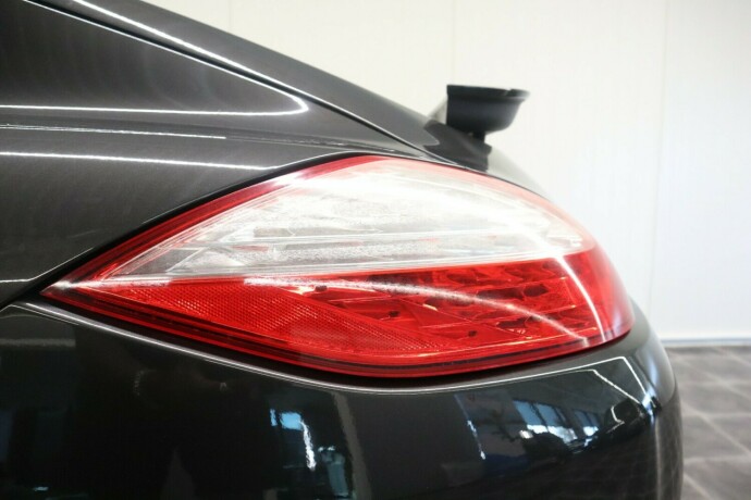 porsche-panamera-bensin-2010-big-11