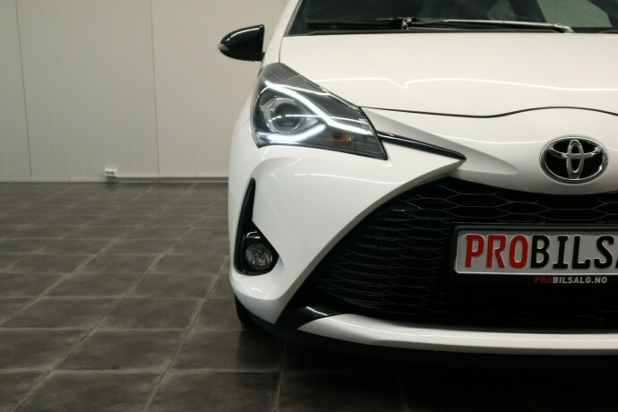 toyota-yaris-elektrisitetbensin-2020-big-6