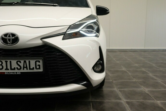 toyota-yaris-elektrisitetbensin-2020-big-7