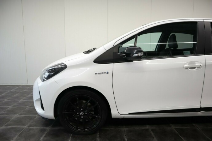 toyota-yaris-elektrisitetbensin-2020-big-4