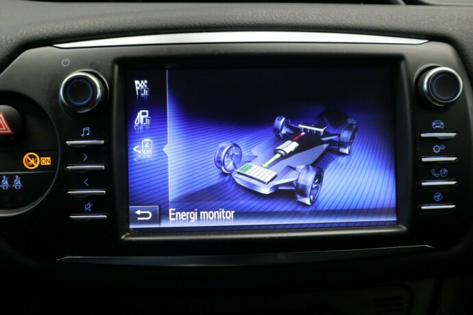 toyota-yaris-elektrisitetbensin-2020-big-40