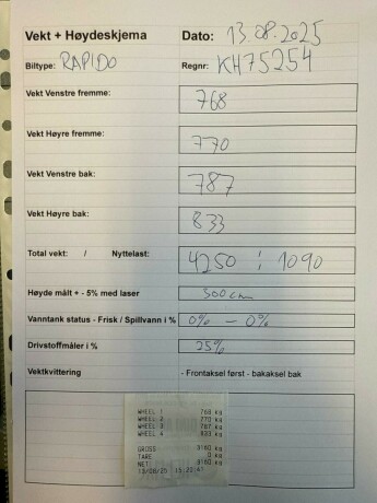 rapido-776ff-lav-seng-senkeseng-truma-6kw-eh-skinn-topputgave-fukttest-gasstest-tilstandsrapport-diesel-2011-big-80