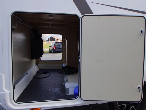 eura-mobil-il-655-eb-b-f248rerkort-god-nyttelast-2enkle-senger-senkeseng-alde-vannb229ren-varme-fuktgasstest-diesel-2018-big-9