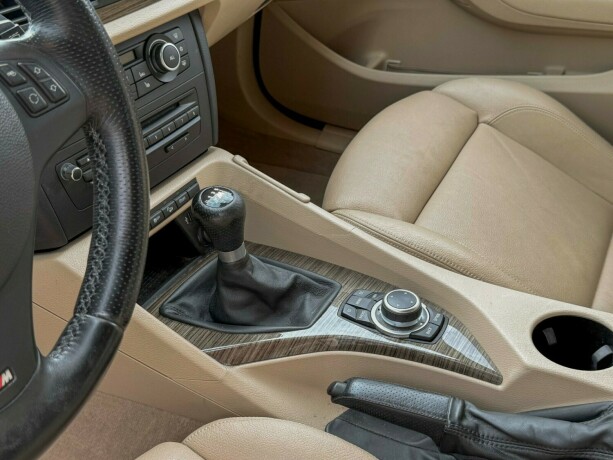 bmw-x1-diesel-2012-big-23
