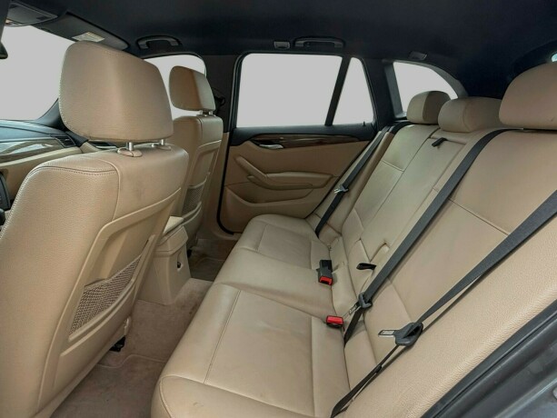bmw-x1-diesel-2012-big-37
