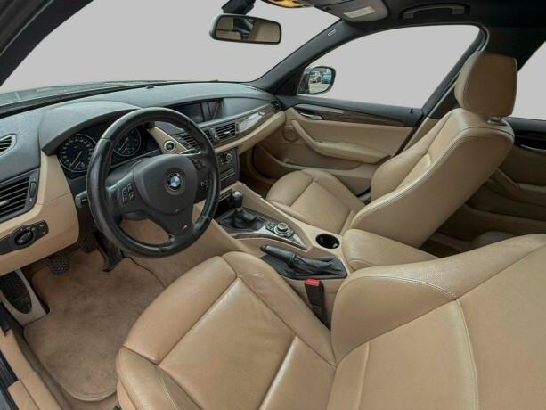 bmw-x1-diesel-2012-big-19