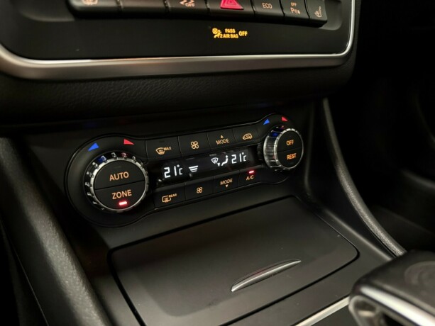 mercedes-benz-gla-bensin-2015-big-22