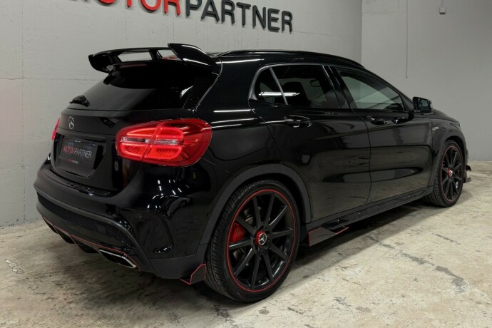 mercedes-benz-gla-bensin-2015-big-6