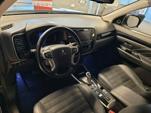 mitsubishi-outlander-elektrisitetbensin-2019-big-20