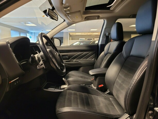 mitsubishi-outlander-elektrisitetbensin-2019-big-19