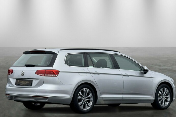 volkswagen-passat-bensin-2017-big-5