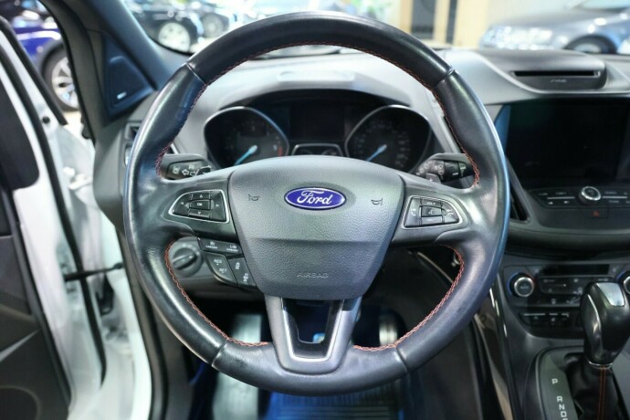 ford-kuga-diesel-2018-big-11