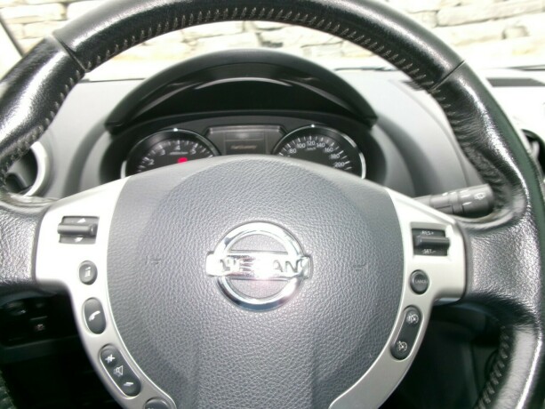 nissan-qashqai-2-bensin-2014-big-12