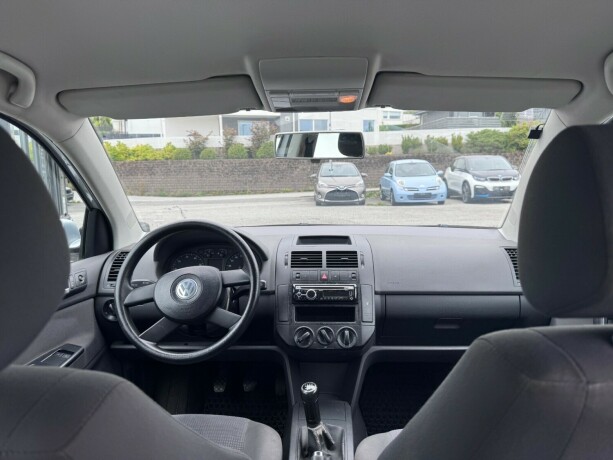 volkswagen-polo-bensin-2003-big-11