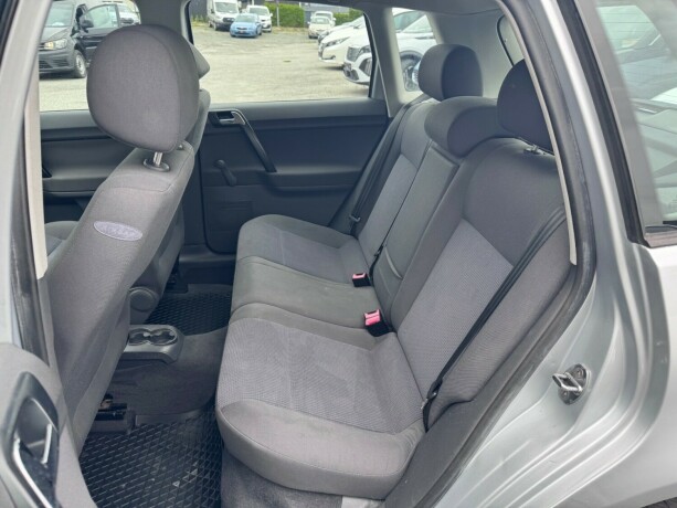 volkswagen-polo-bensin-2003-big-13