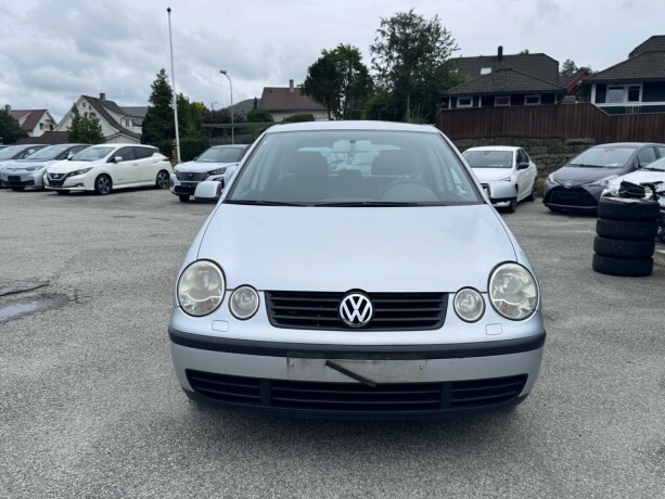 volkswagen-polo-bensin-2003-big-4