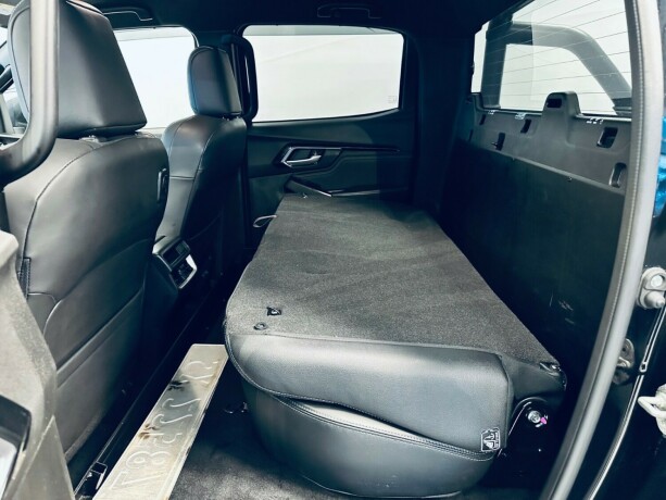 isuzu-d-max-diesel-2021-big-17