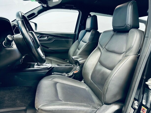 isuzu-d-max-diesel-2021-big-11
