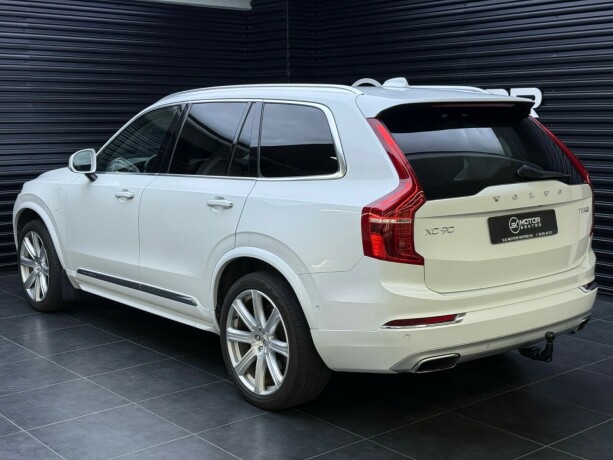 volvo-xc-90-elektrisitetbensin-2017-big-1