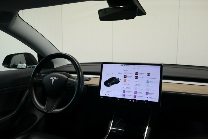 tesla-model-3-elektrisitet-2019-big-36