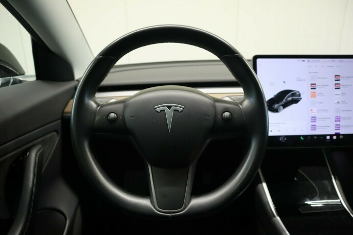 tesla-model-3-elektrisitet-2019-big-38