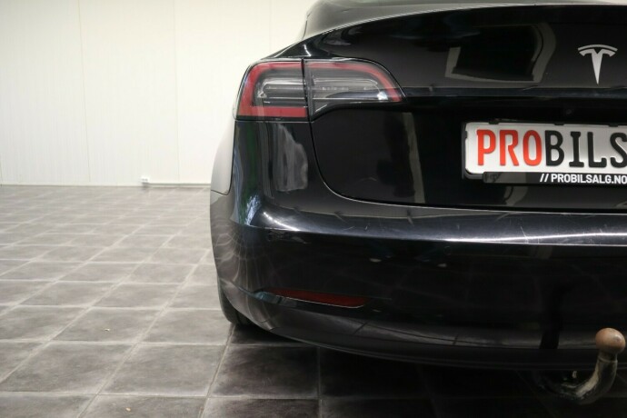 tesla-model-3-elektrisitet-2019-big-9