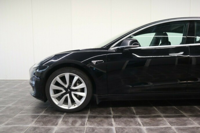 tesla-model-3-elektrisitet-2019-big-4