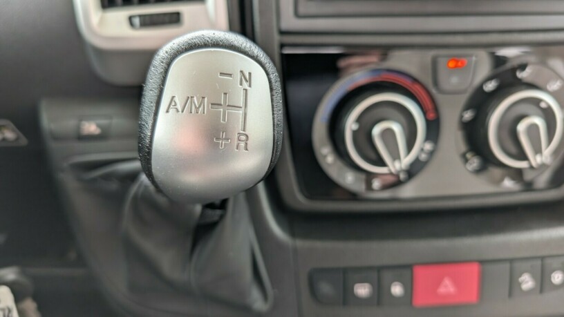 autostar-passion-i730lja-euro6b-diesel-2019-big-34