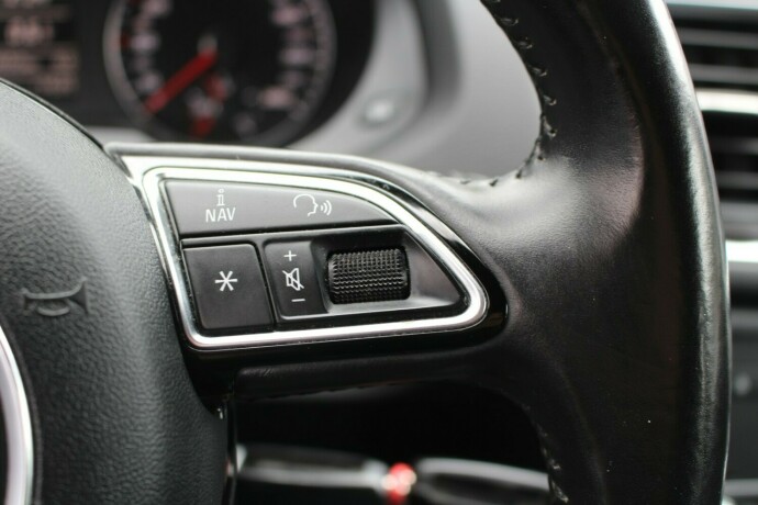 audi-q3-diesel-2013-big-15